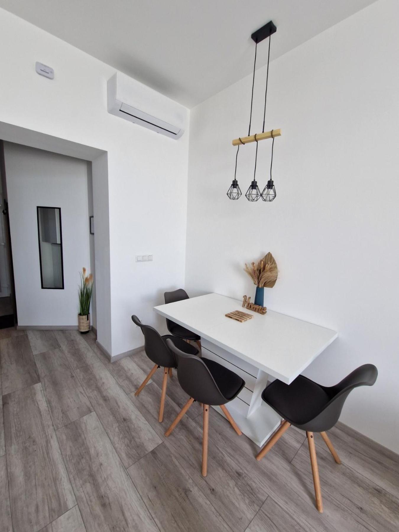 Milla'S Dream Home Seghedin Exterior foto